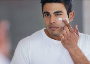 prosopo-katharismos-prin-ton-upno-omorfia-mensdaygr