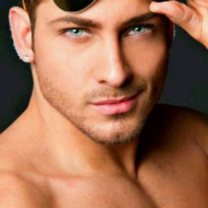 eyes-man-cuple-women-mensday.gr