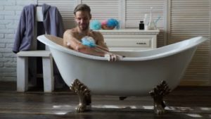 logoi-mpaniera-mpes-sthn-tesseris-pou-einai-kalyterh-apo-to-ntous-men-mensday.gr_