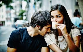 epilogi-analoga-gynaikas-pws-kai-zwdio-se-exitarei-me-ta-astra-mensdaygr